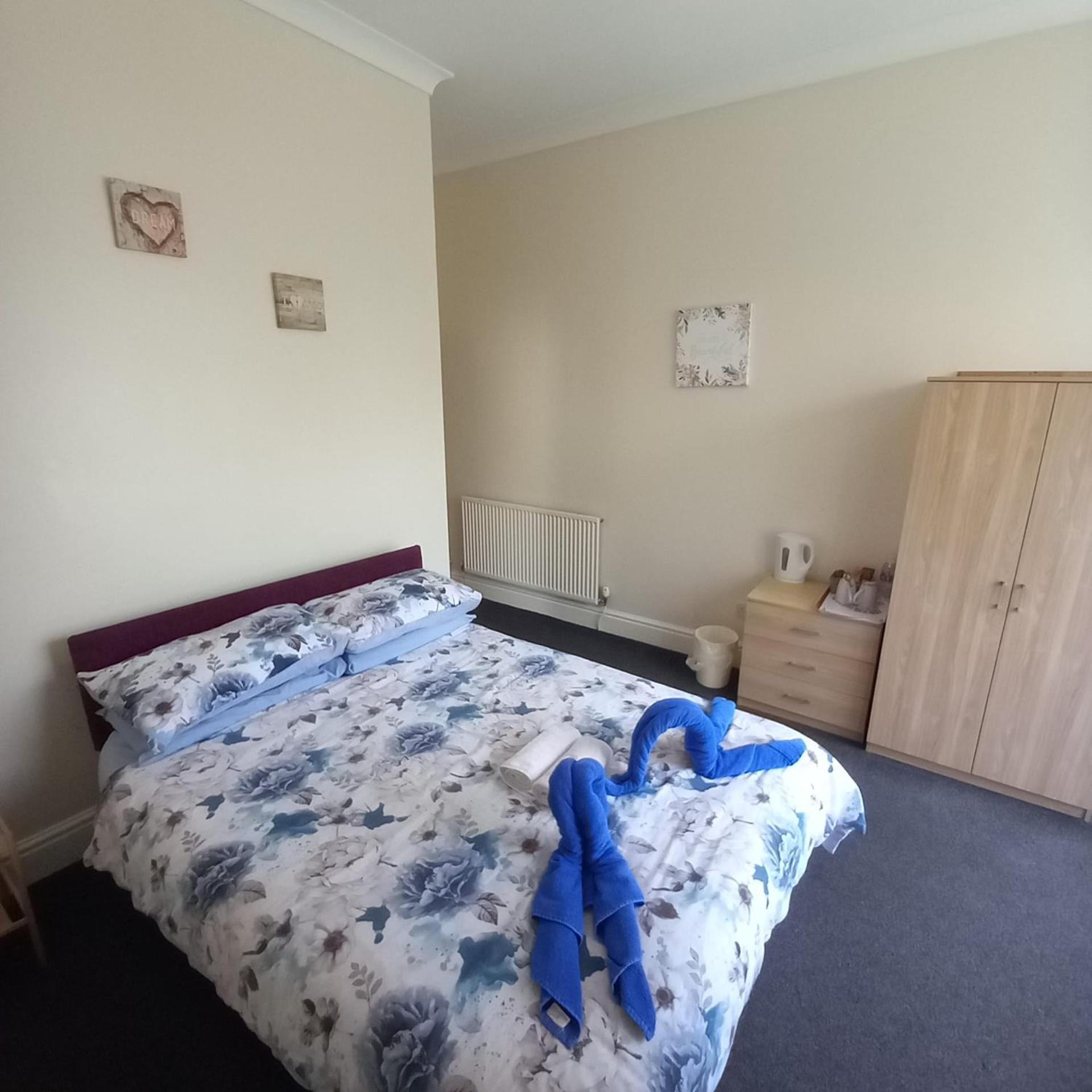 Bayswater House Bed & Breakfast Blackpool Exterior photo