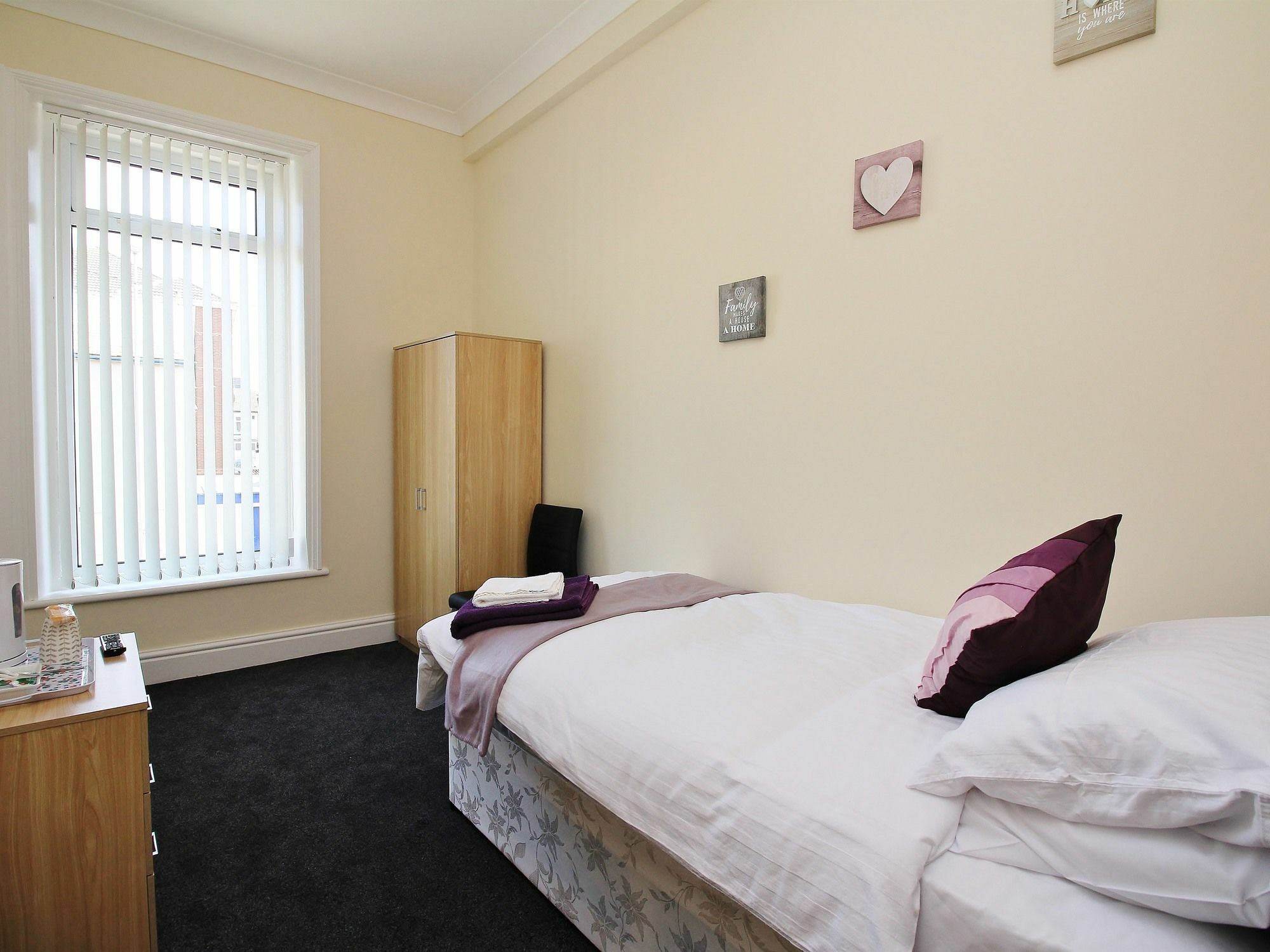 Bayswater House Bed & Breakfast Blackpool Exterior photo