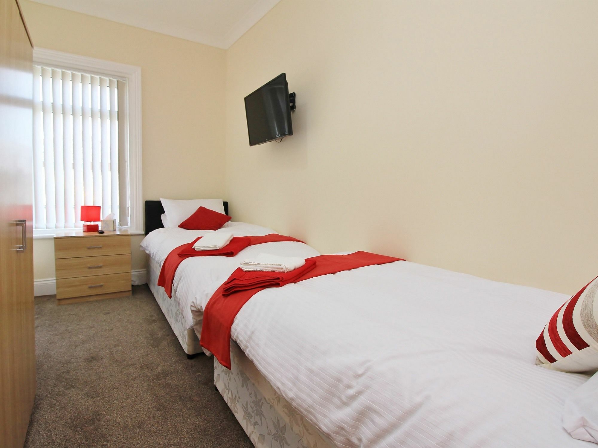 Bayswater House Bed & Breakfast Blackpool Exterior photo